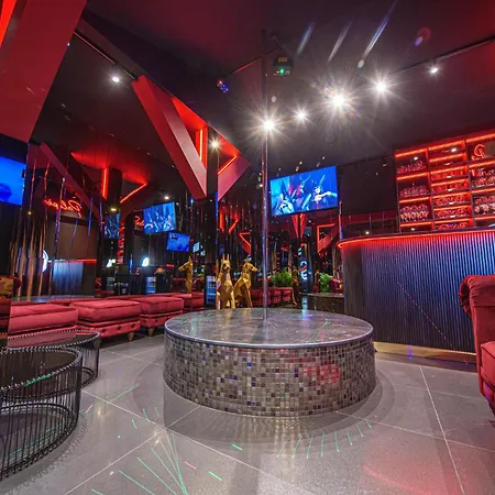 Jacuzzi Apartamentai Red Penthouse Klaipeda