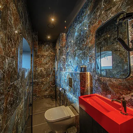 Butas Jacuzzi Apartamentai Red Penthouse