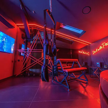 Jacuzzi Apartamentai Red Penthouse Butas *