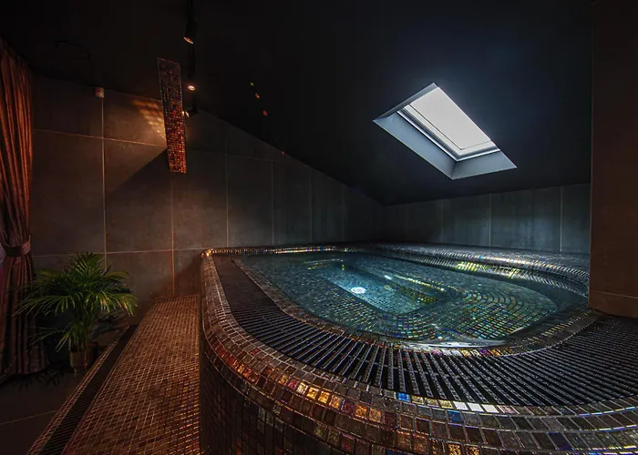 Jacuzzi Apartamentai Red Penthouse Appartamento